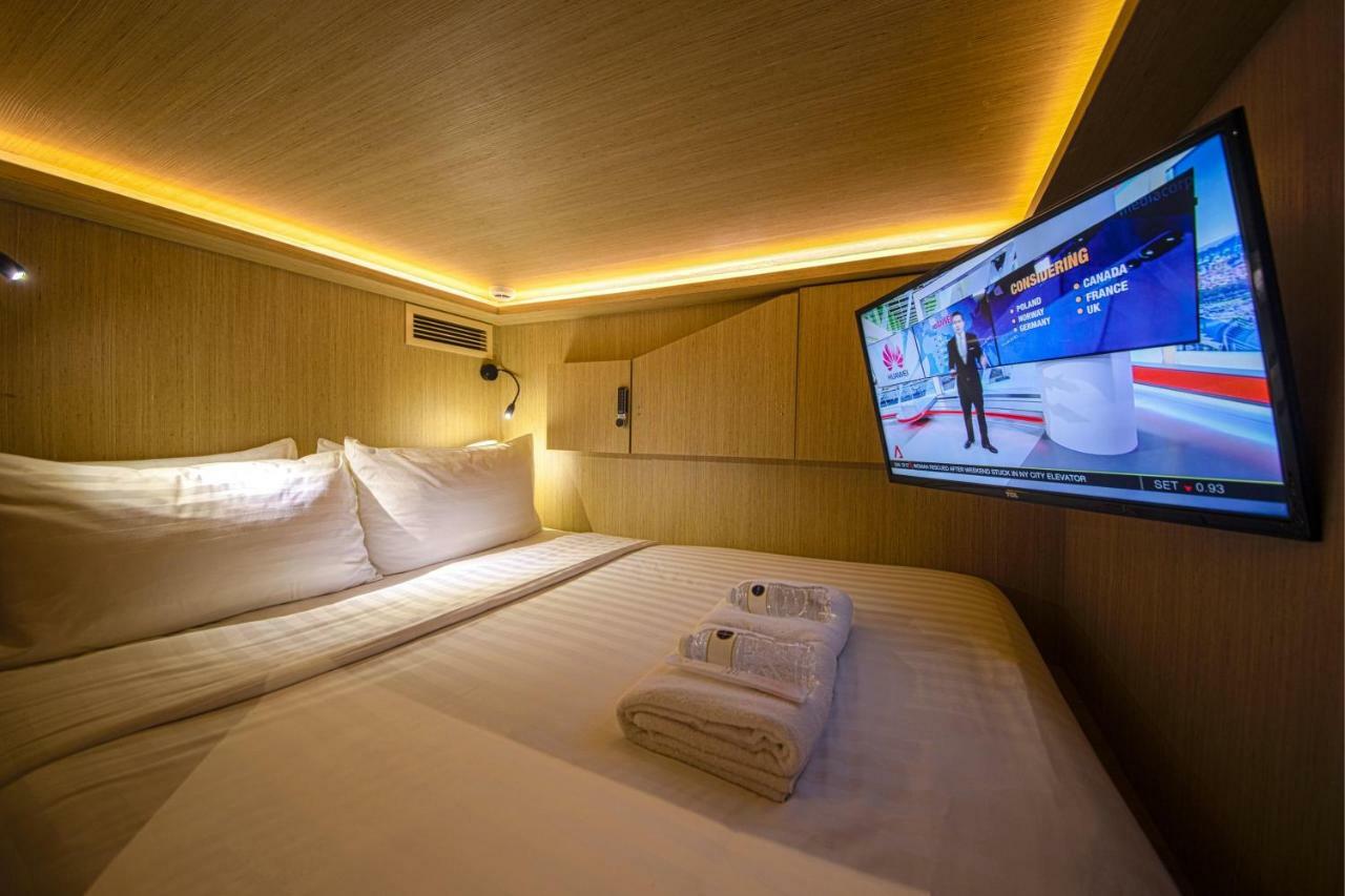 Cube Boutique Capsule Hotel At Kampong Glam Сингапур Экстерьер фото